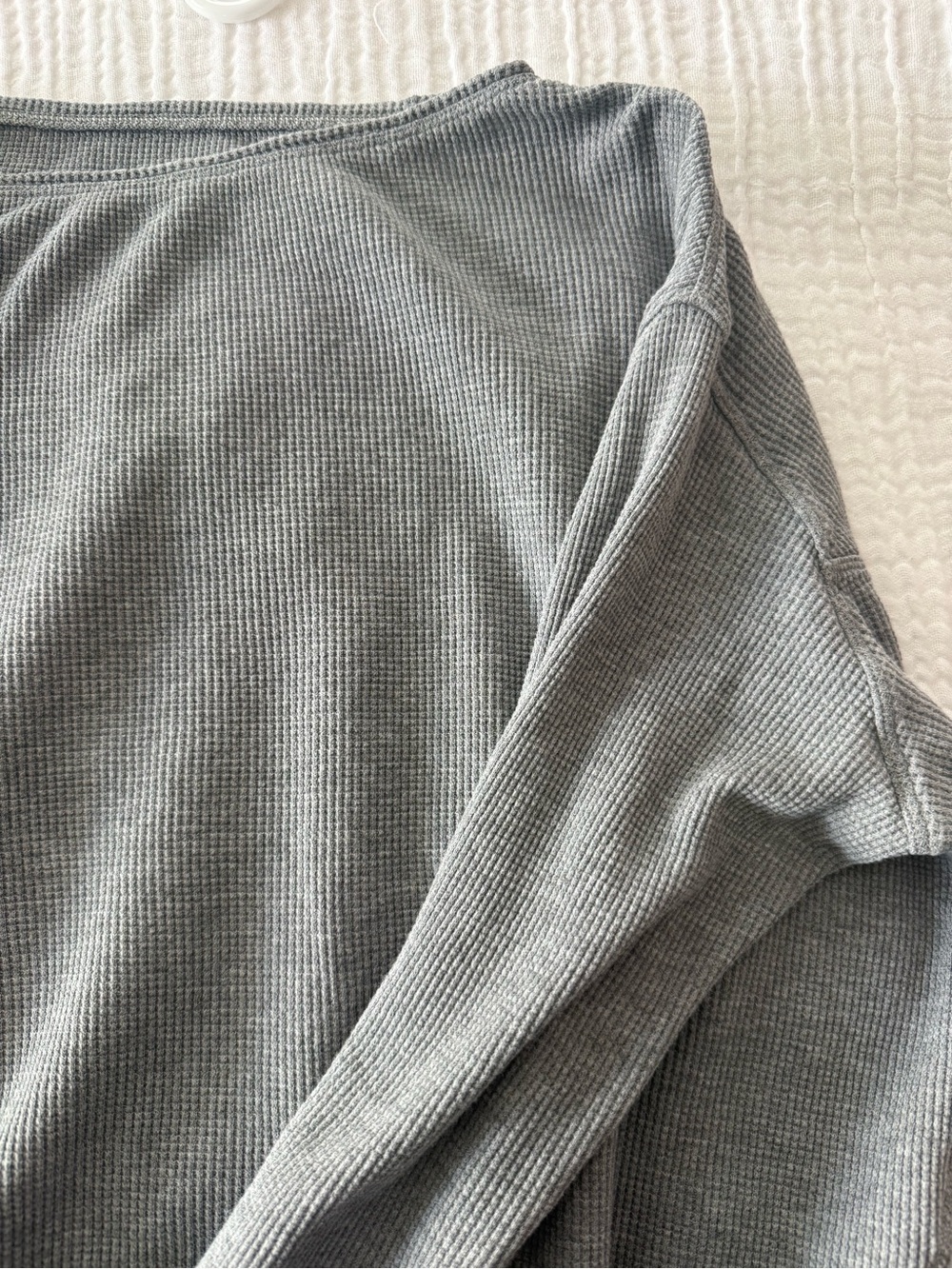 Lululemon Gray Waffle Knit Back in Action - Picture 5 of 9